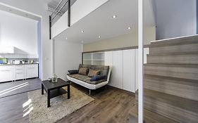 D53 Apartments